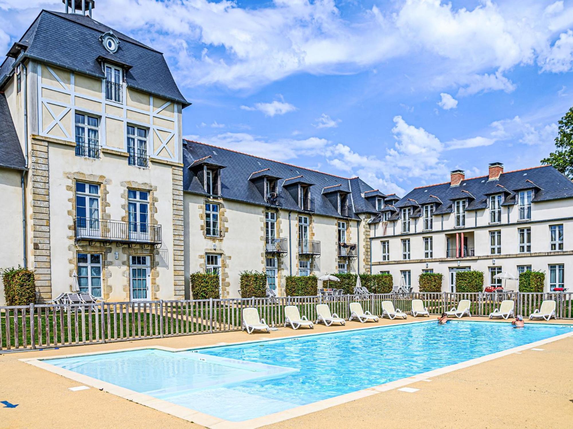 Apartment Chateau De Kergonano-2 By Interhome Баден Экстерьер фото