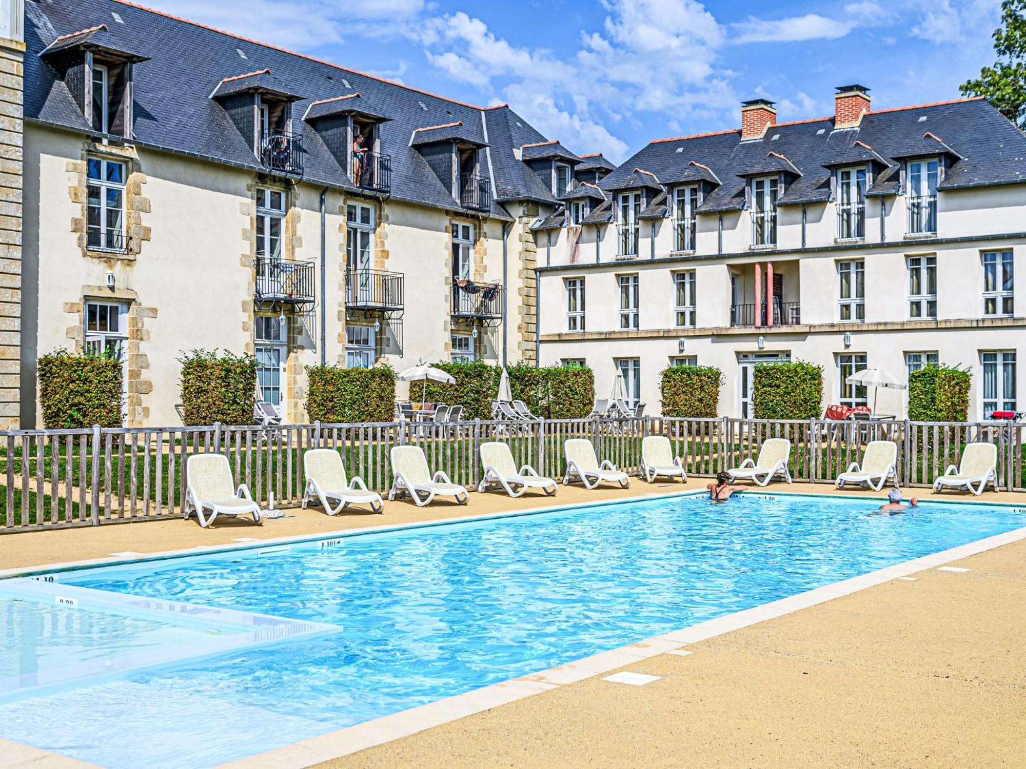 Apartment Chateau De Kergonano-2 By Interhome Баден Экстерьер фото